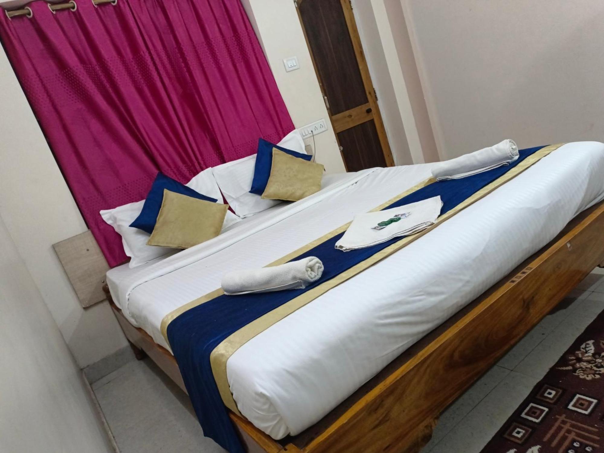 Hotel Bay Beach Inn Puri Exterior photo