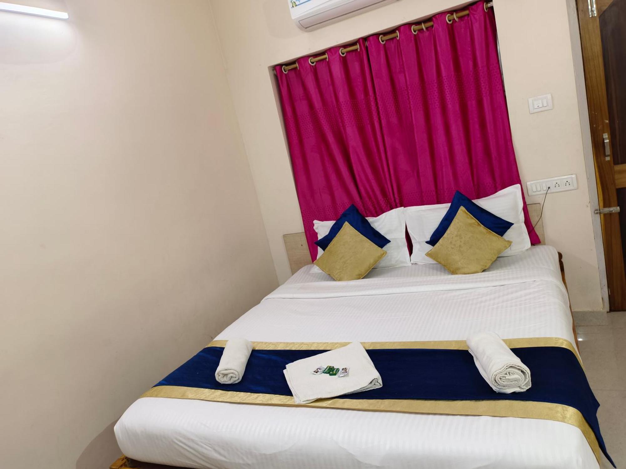 Hotel Bay Beach Inn Puri Exterior photo