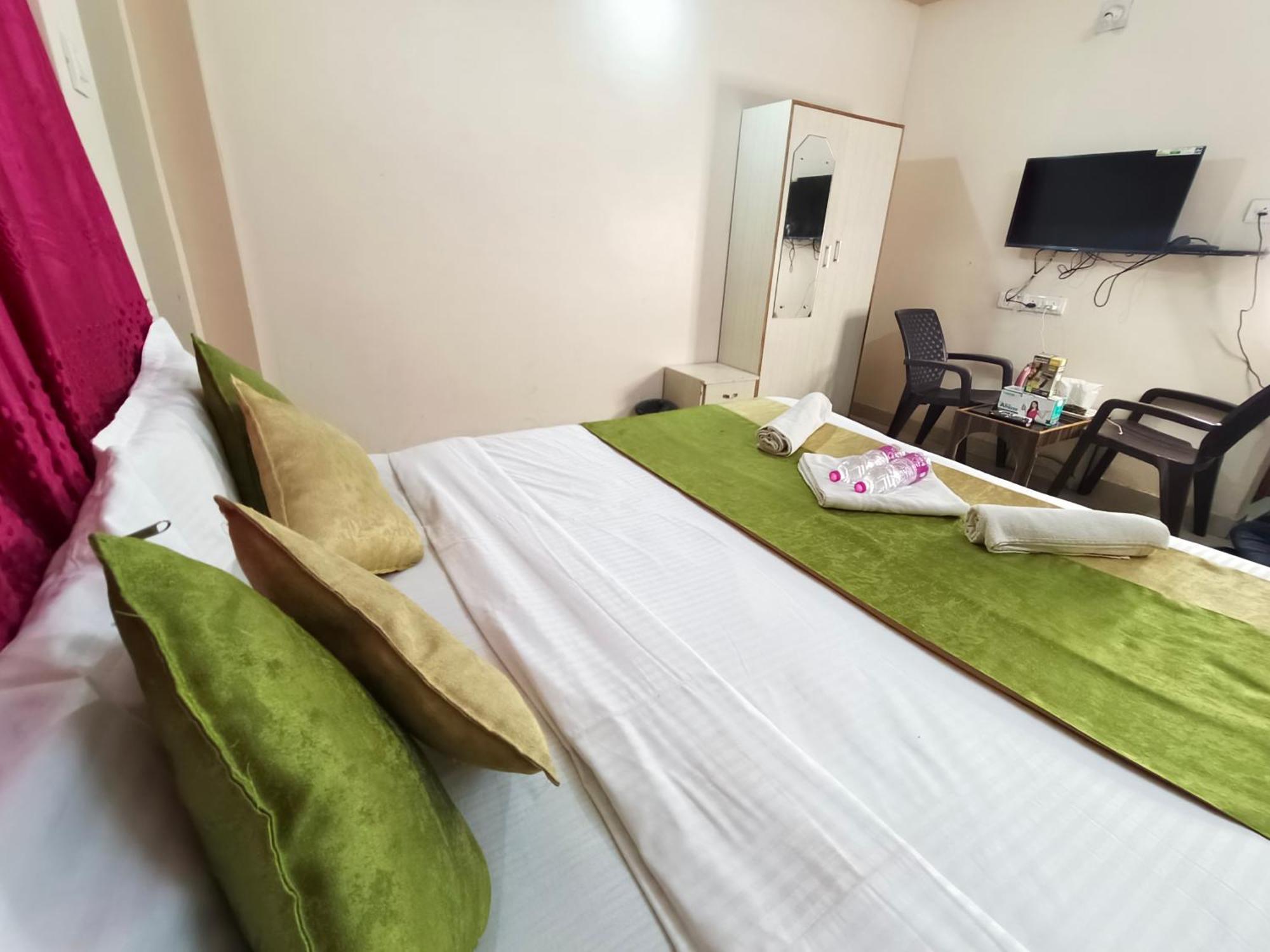 Hotel Bay Beach Inn Puri Exterior photo