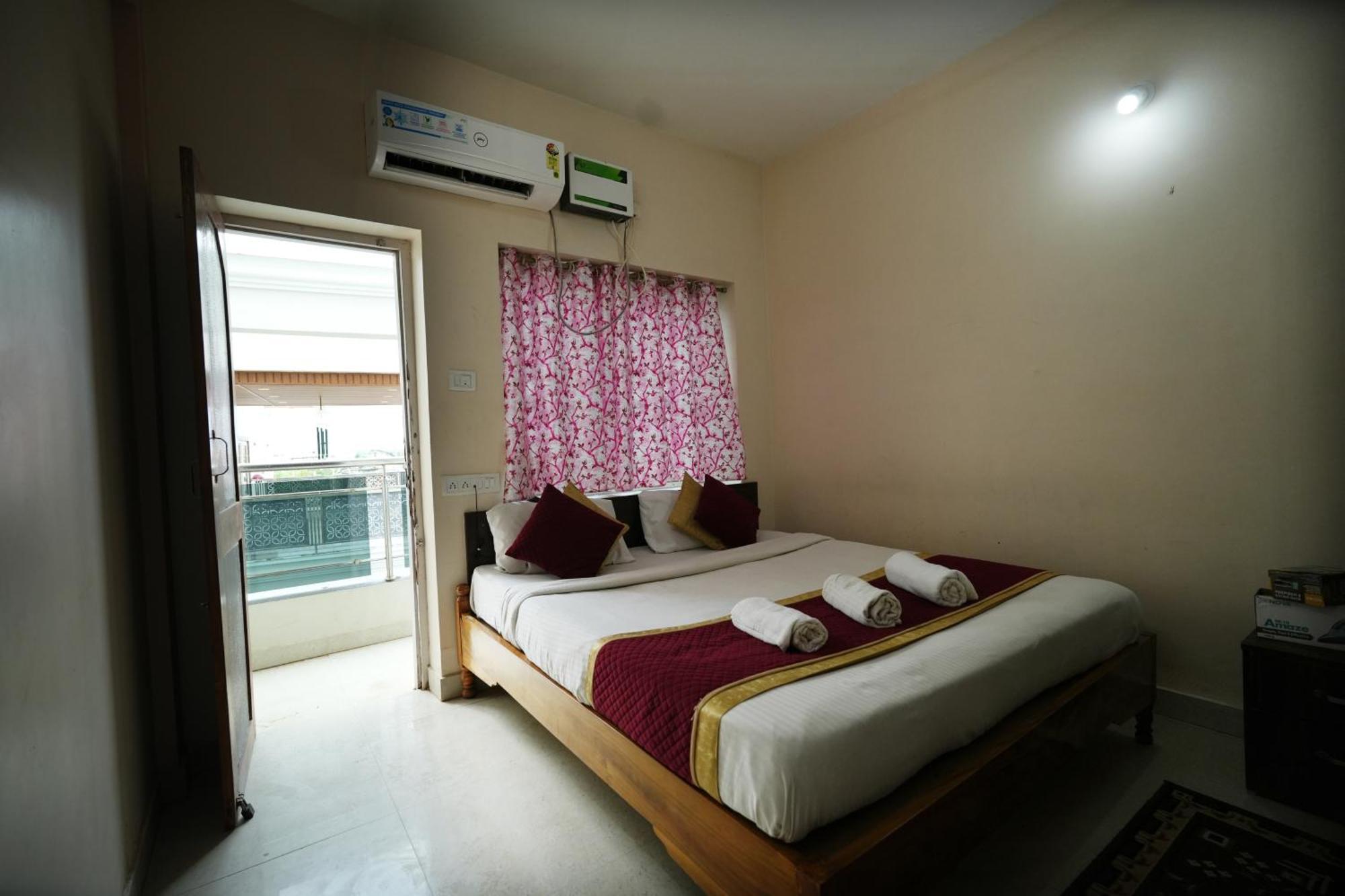 Hotel Bay Beach Inn Puri Exterior photo