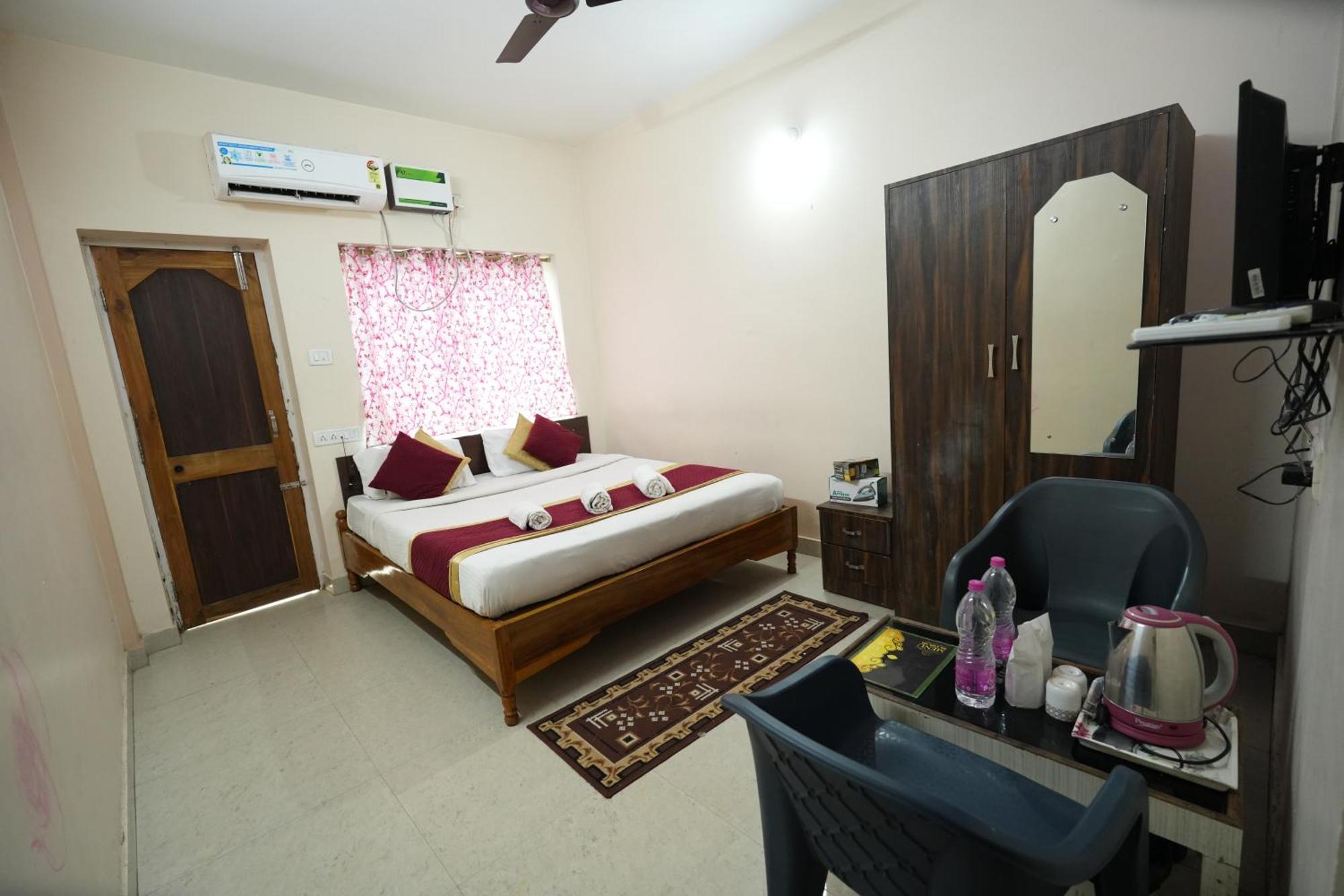 Hotel Bay Beach Inn Puri Exterior photo
