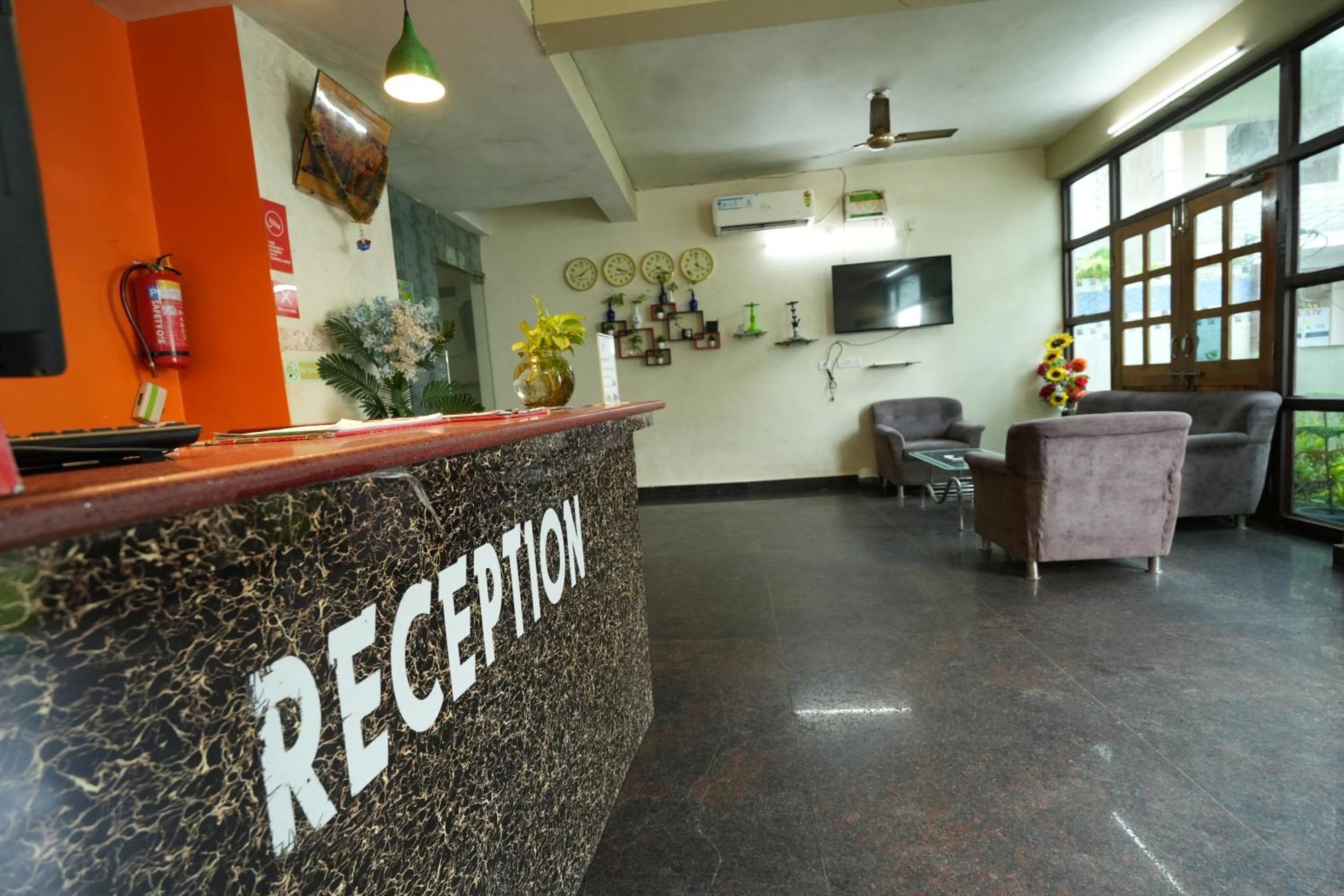 Hotel Bay Beach Inn Puri Exterior photo