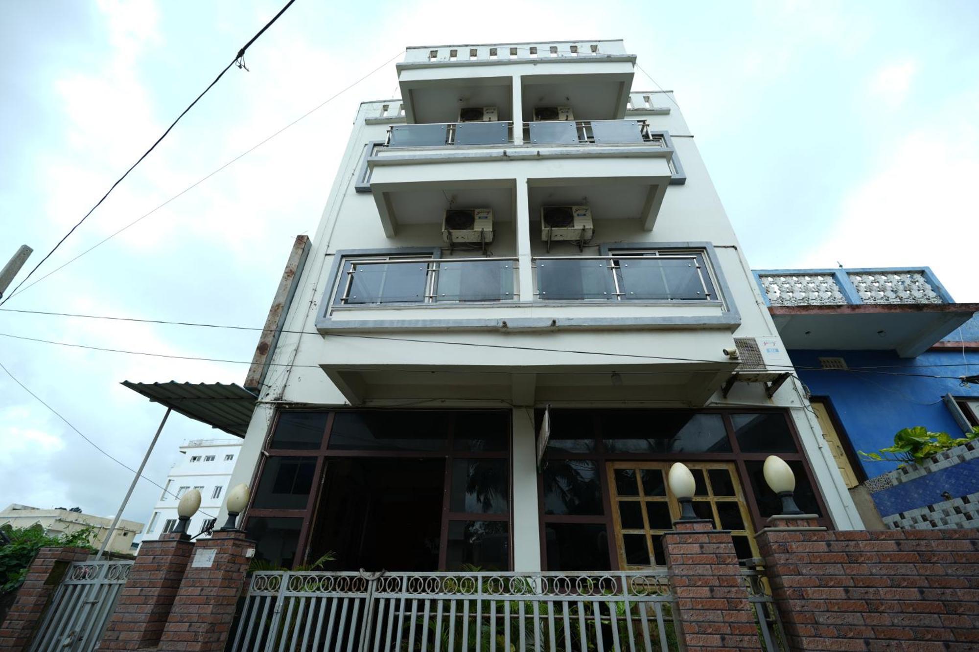 Hotel Bay Beach Inn Puri Exterior photo